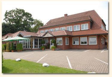 Land-Gut-Hotel Restaurant Kreuz Meyer Щур Екстериор снимка